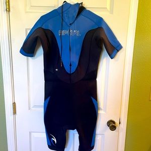 Blue and black short sleeve and pant Rip Curl Dawn Patrol wetsuit, Men’s XL